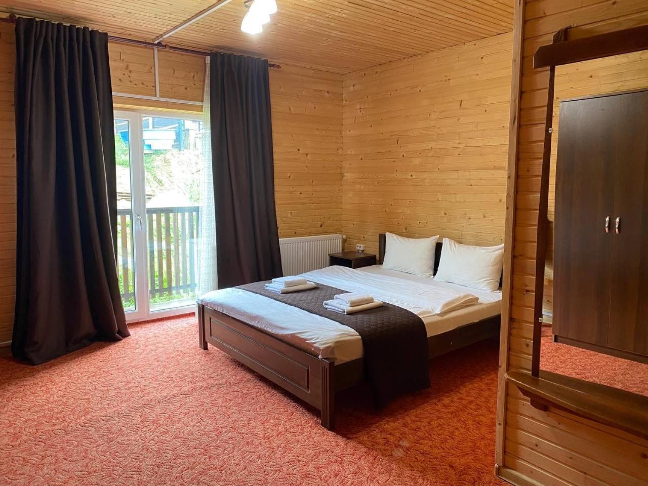 Forrest Hotel 布克维 外观 照片