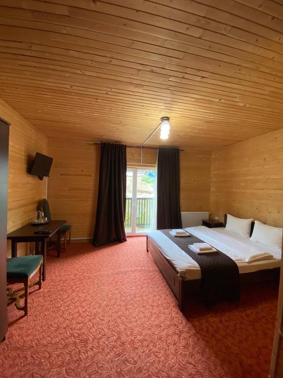 Forrest Hotel 布克维 外观 照片